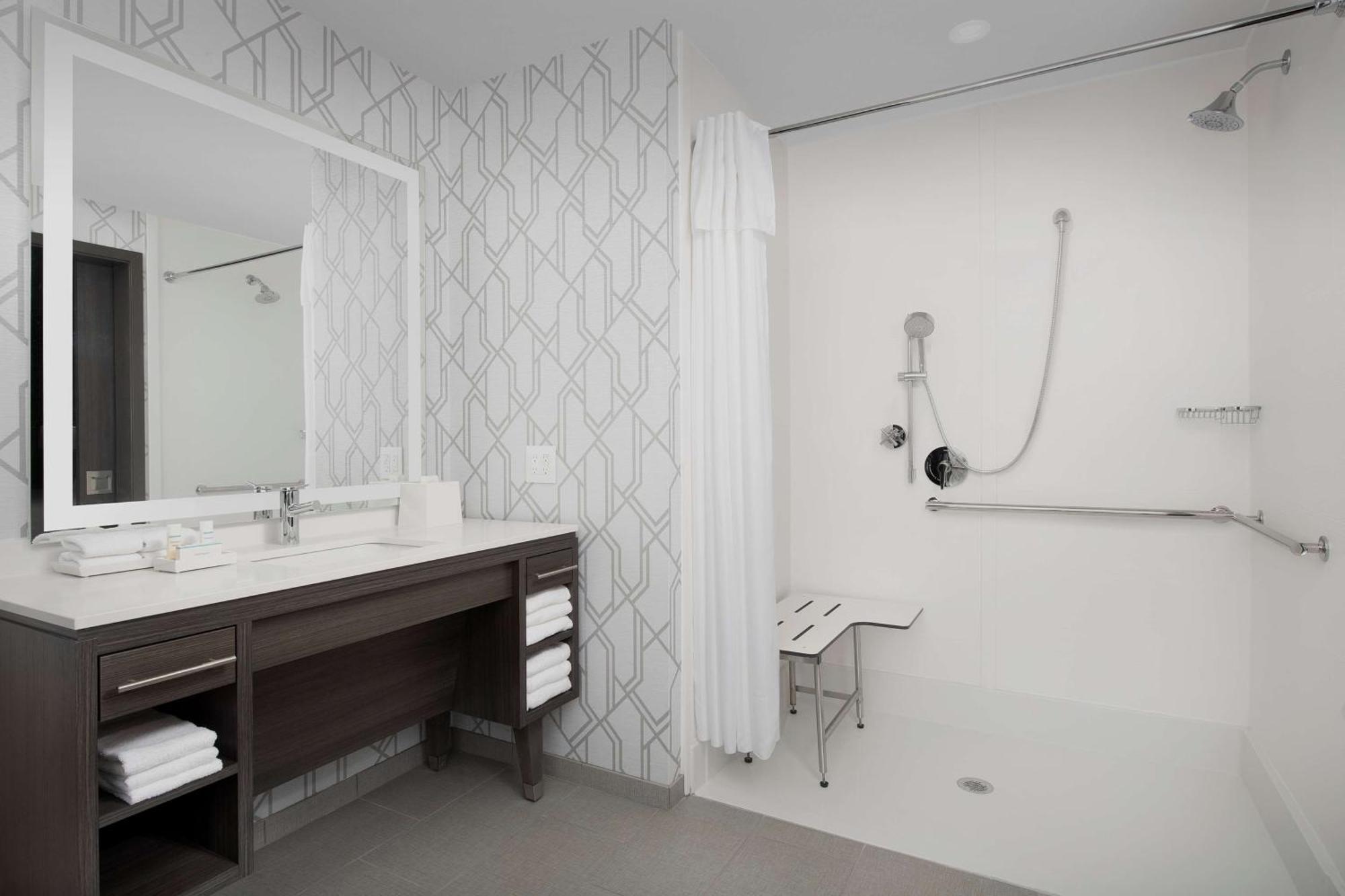 Home2 Suites By Hilton Denver Central Park Kültér fotó